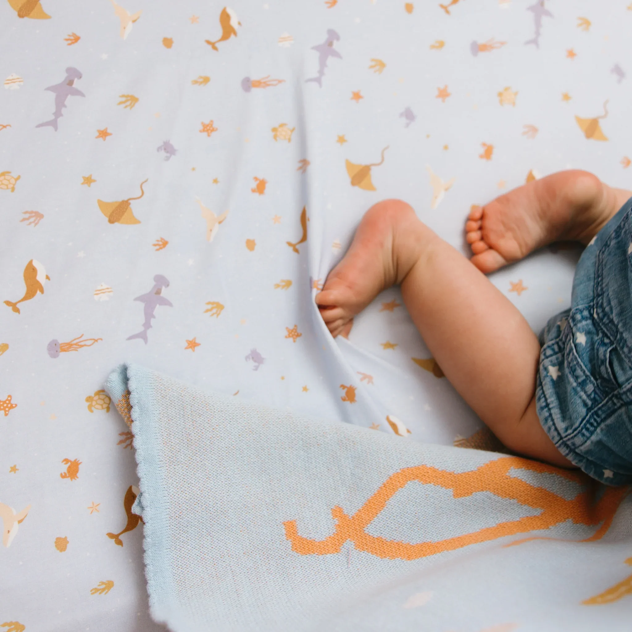 Bassinet | Fitted Sheet/Change Pad Cover | Organic - Ocean Creatures Sky - Image 4