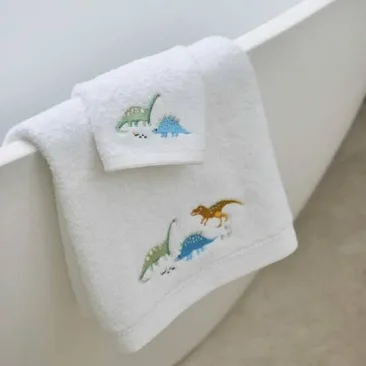 Bath Towel & Face Washer Set | Dallying Dinosaurs - Image 2