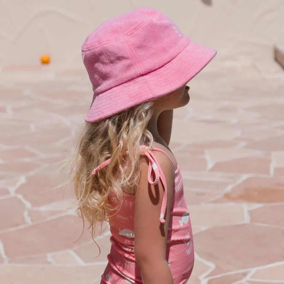 Bucket Hat | Retro Ciao Golden Pesci - Strawberry - Image 8