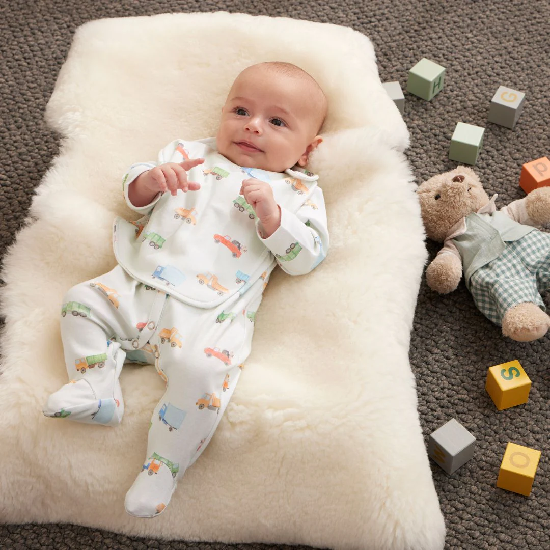 Muslin Bib Set of 2 - Trucking Along - Image 3